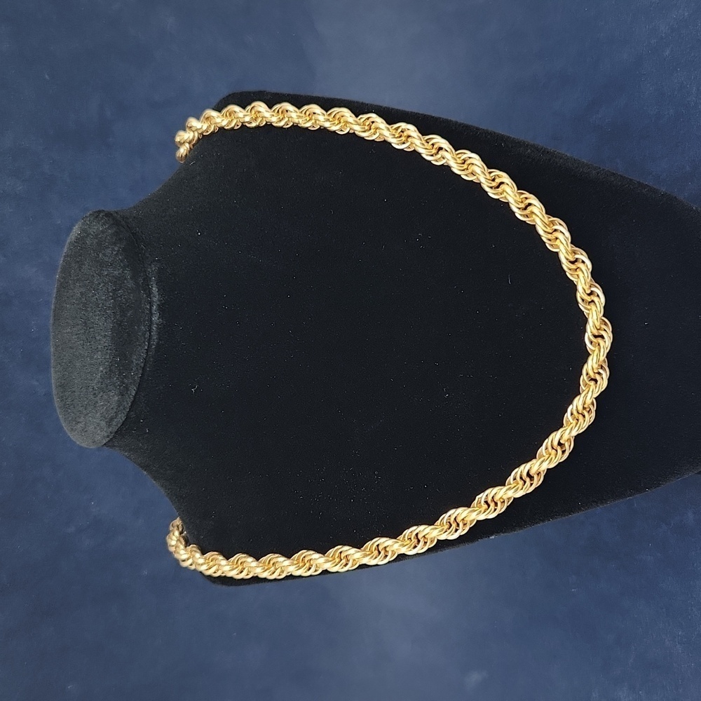 Vintage Chunky Gold Tone Twist Necklace‎